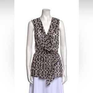 Saks 5th Avenue v-neck tunic